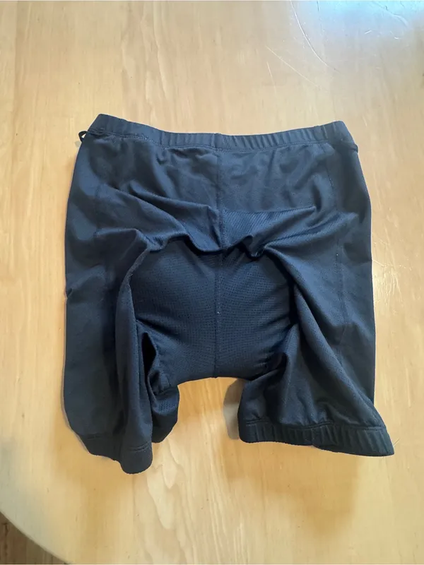 Pearl Izumi Black Mesh Cycling Shorts - M - Image 2