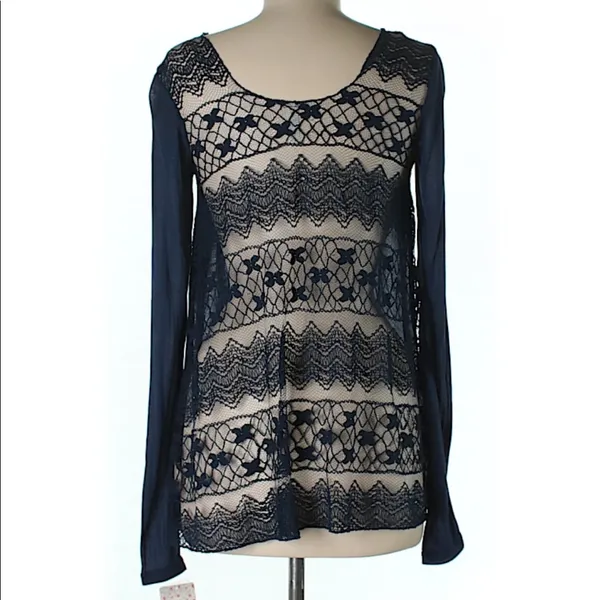 free people NAVY lace Button up top/cardigan - Image 4