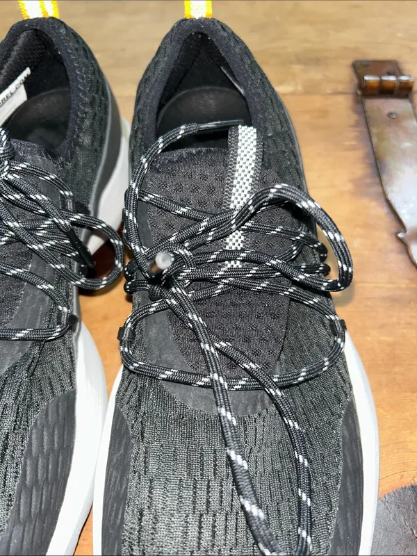 Sorel Kinetic Women’s 9.5 Black White Lace-Up Sneakers Athletic Shoes - Image 5
