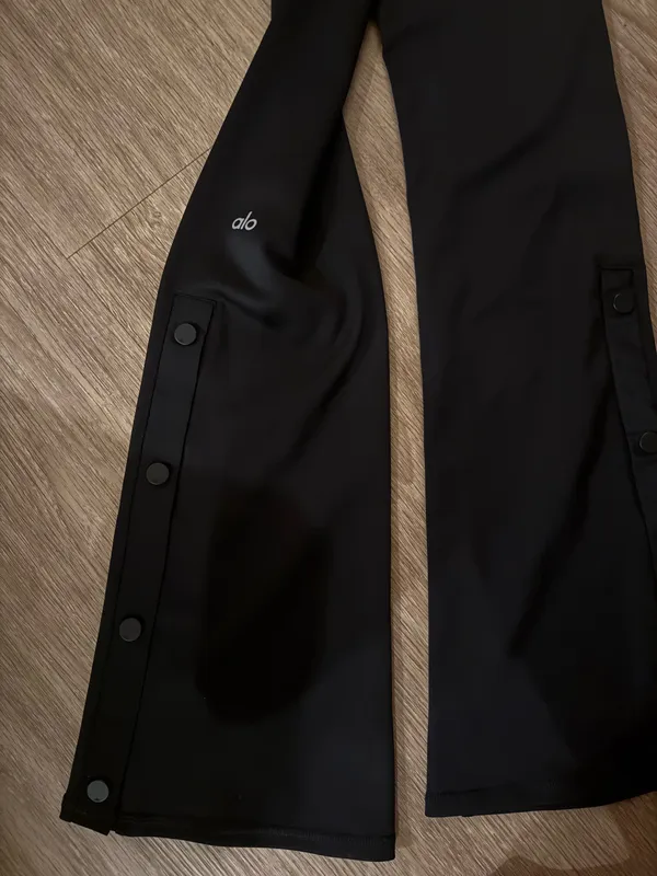 Alo Flare Yoga High-Waisted Leggings - Image 3