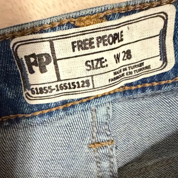 Free‎ People Mid Rise Raw Hem Flare Jeans Medium Wash Blue W28 61855-16515125 - Image 3