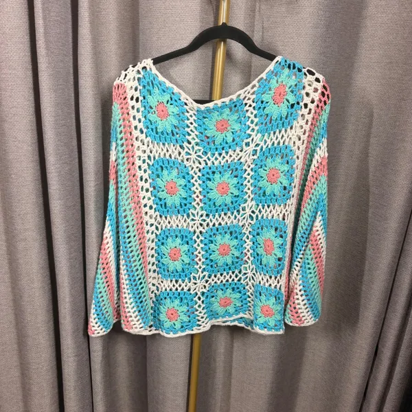 POL Womens Crochet Granny Square Floral Sweater Top Blue‎ Pink GST179 Medium - Image 5