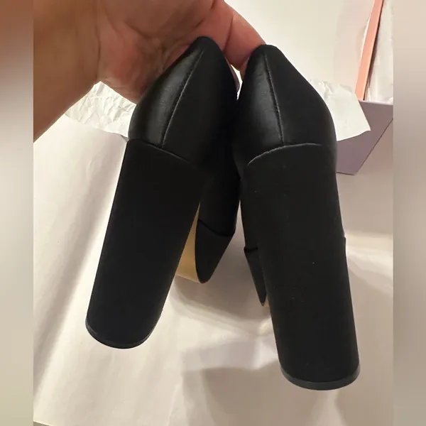 Lisa Vicky Black Satin Platform Heels - NIB - Size 7.5 - Image 6