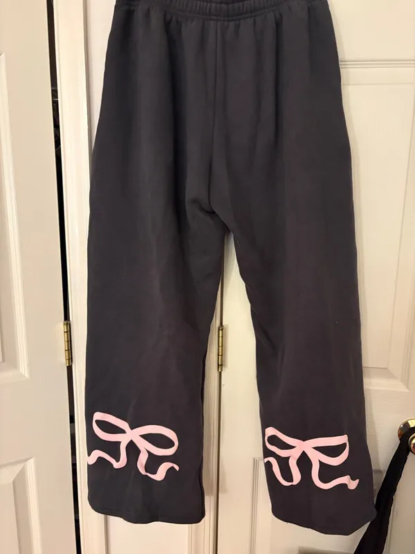 Edikted Bow Sweatpants - Image 4