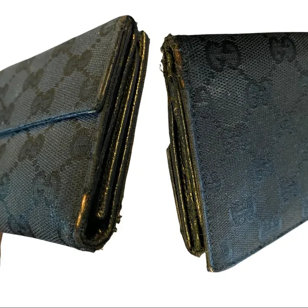 Gucci Authentic Signature GG Black Folding GG Wallet - Image 3