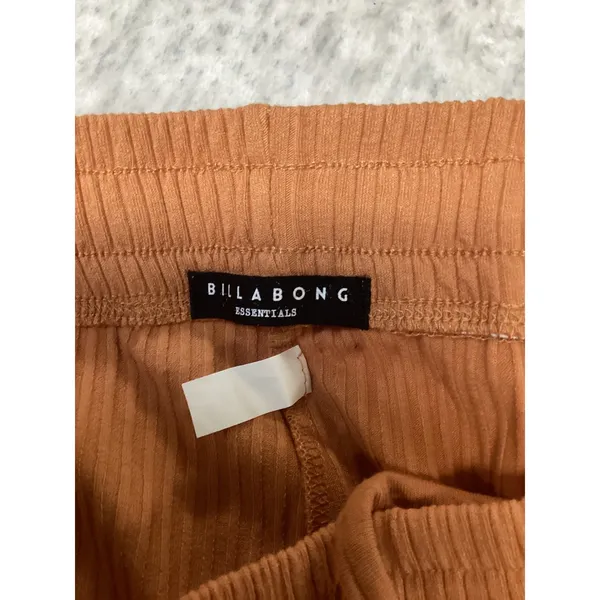 Billabong Essentials Women Ribbed Wide Leg Pants Orange Lettuce Hem Medium NWOT - Image 4