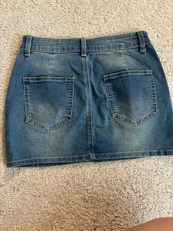 SheIn Denim mini skirt - Image 4