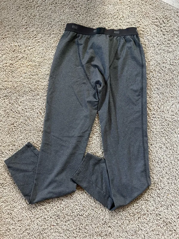 REI Co-op Thermal jogger pants for cold-weather layering. Soft stretch fabric for mobility. Elastic waistband for a secure fit. Low-profile design fits under outer layers. Ideal for hiking and outdoor activities. size large (14-16) - Image 5
