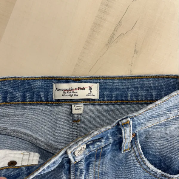 ABERCROMBIE & FITCH curve love the kick flare ultra high rise jeans 26 2 SHORT - Image 3