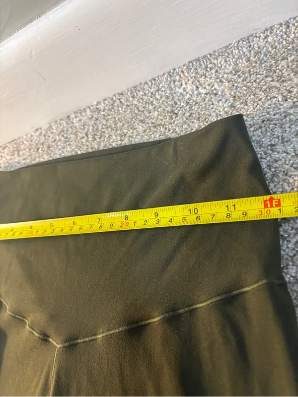 Aerie Offline Real Me 7/8 Legging Hi Rise Stretchy Soft Comfy Size Medium Olive - Image 4