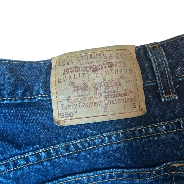 Levi's VTG 550 Relaxed Fit Tapered Leg Jeans Dark Wash Size 16 Short - Image 14