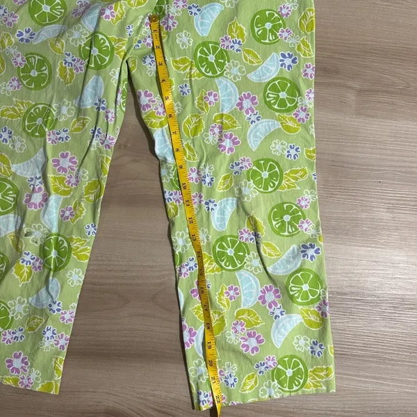 Lilly Pulitzer Crop Pants Green 6 Women Tropical Fruit Floral Print Stretch - Image 6