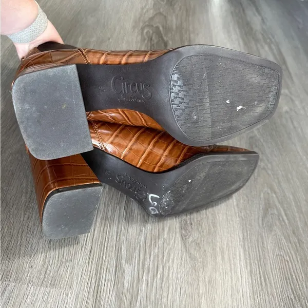 Circus by Sam Edelman Pascha Brown‎ Side Gores Cushioned Flare Booties Size 9.5 - Image 8
