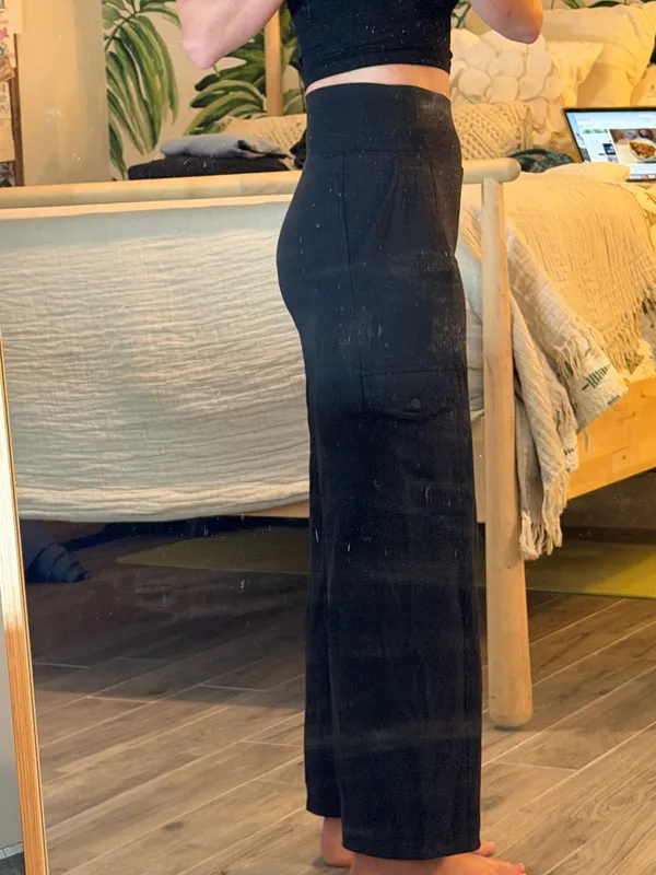 Athleta black cargo pant XXS - Image 5