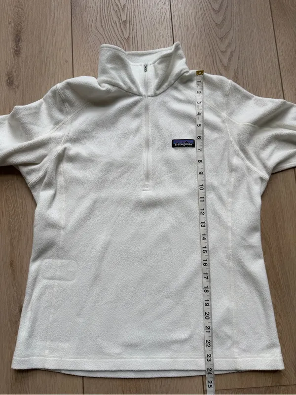 Patagonia Micro D 1/4 Zip Fleece Pullover in Birch Off White Size Medium - Image 8
