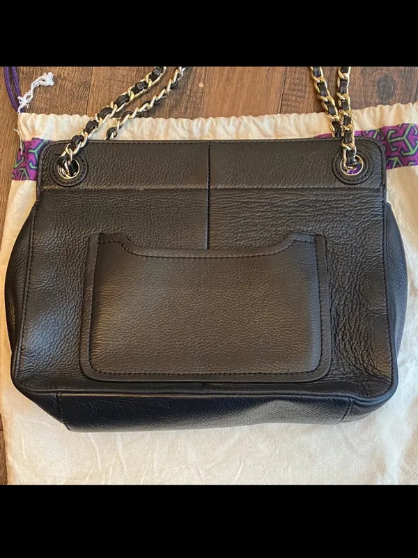 Tory Burch Marion Black Leather Shoulder Bag with Gold Chain - Image 2