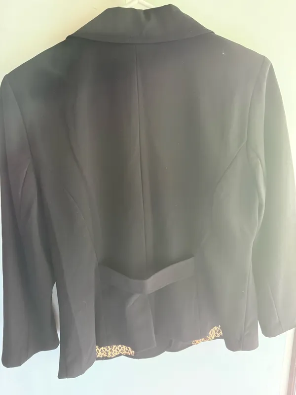 AGB black women's blazer - Image 3