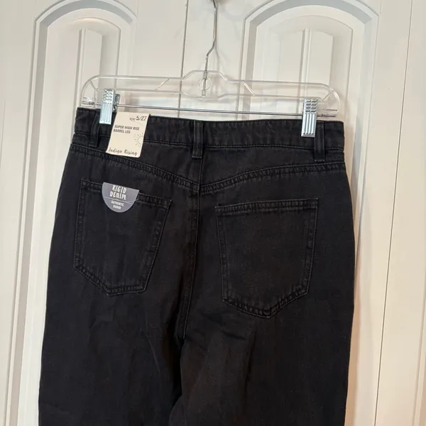 Indigo Rising Black Super High‎ Rise Barrel Leg Jeans Size 5/27 - Image 5