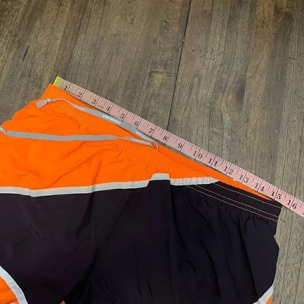 Nike Athletic Running Shorts w/ Back Pocket - Image 5