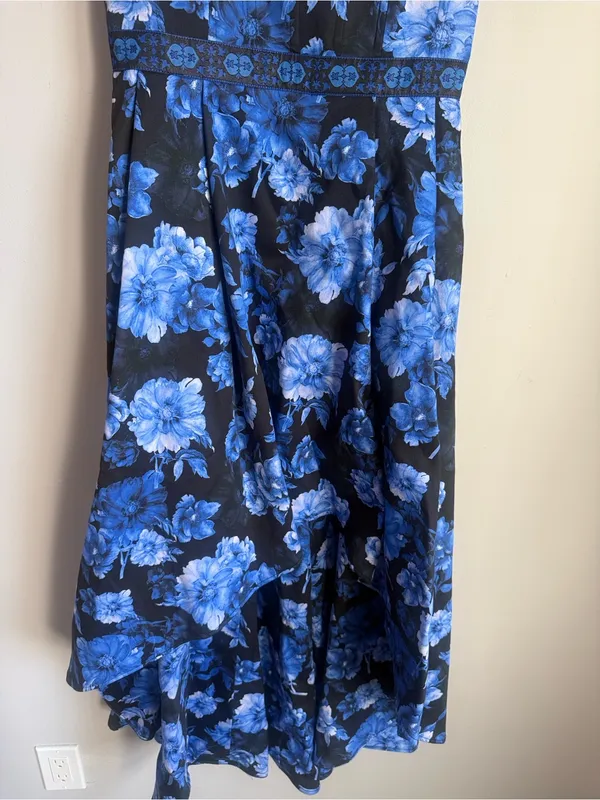 Alice + Olivia Women's Florence High Low Gown 4 - Image 7