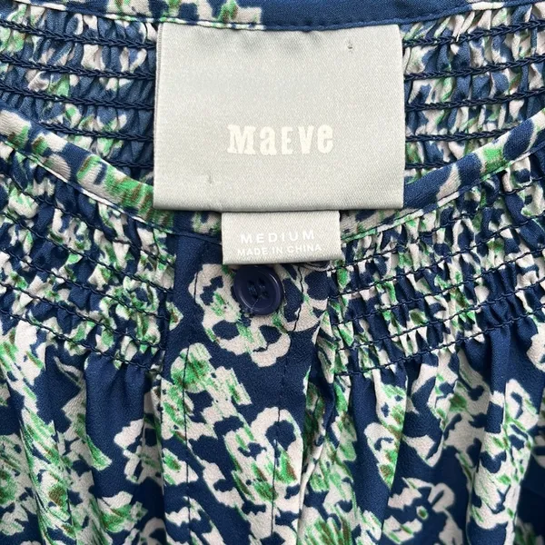Like New Anthro Maeve Floral Button Front Self Tie Dress Size Medium - Image 3
