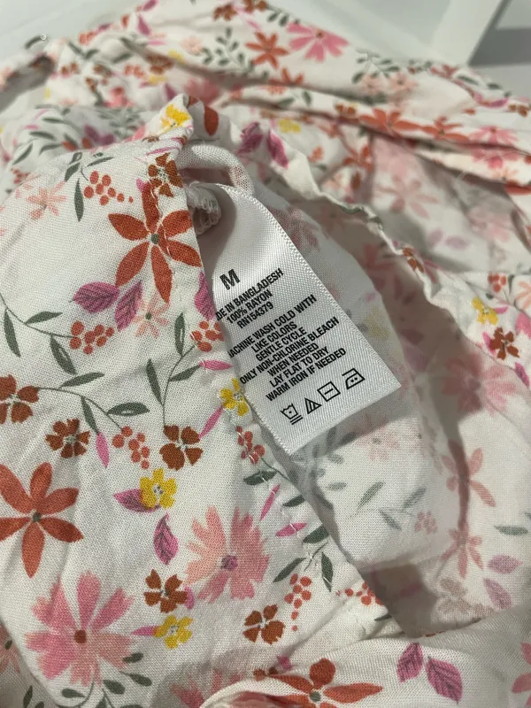 Aeropostale Floral Romper (M) - Image 5