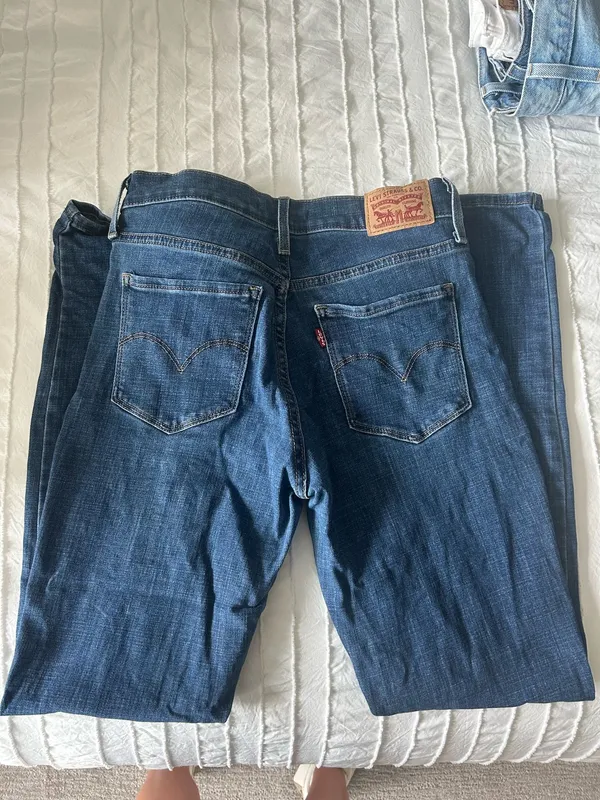 Levi’s Skinny Jeans - Image 5