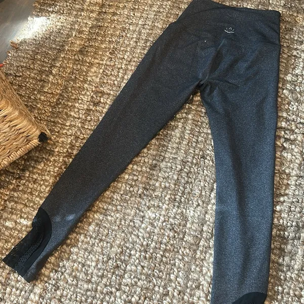 Beyond Yoga Grey High Waisted Yoga Leggings - Image 8