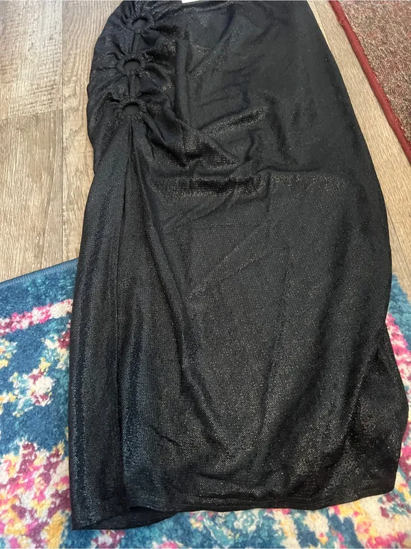 NWT urban outfitters Black High-Slit Ruched Midi Skirt with keyholes - Image 10