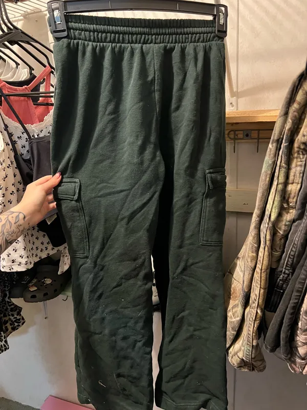 Old Navy Sweatpants - Image 3