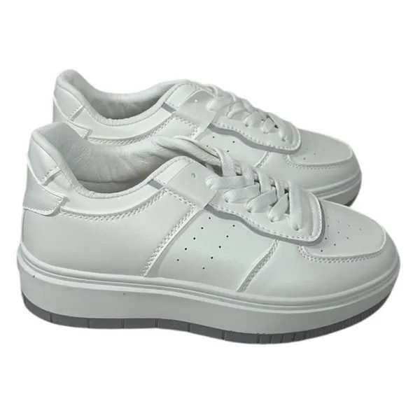 NWT PrettyLittleThing Chunky Platform Sneakers White US 6 - Image 2