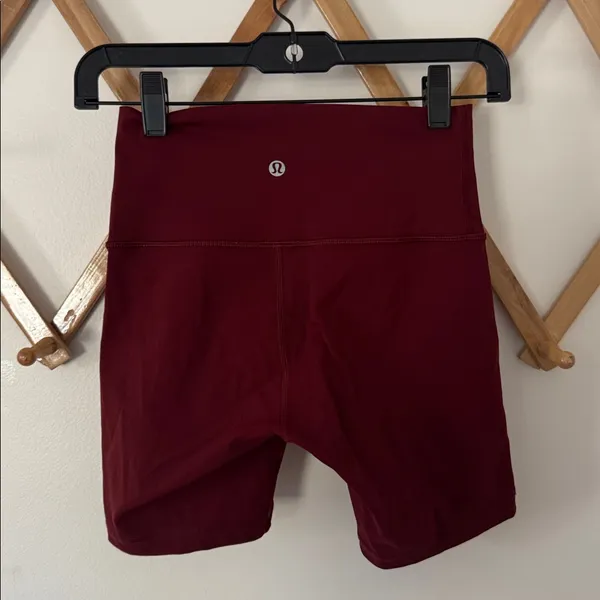 Lululemon Bike Shorts Deep Red Burgundy Size 4 - Image 2