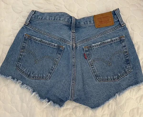 Levi’s high rise Jean shorts - Image 2