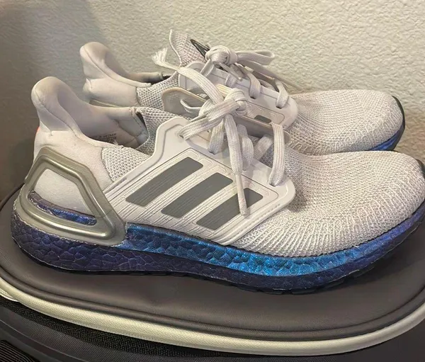 ULTRA BOOST ISS - Image 2