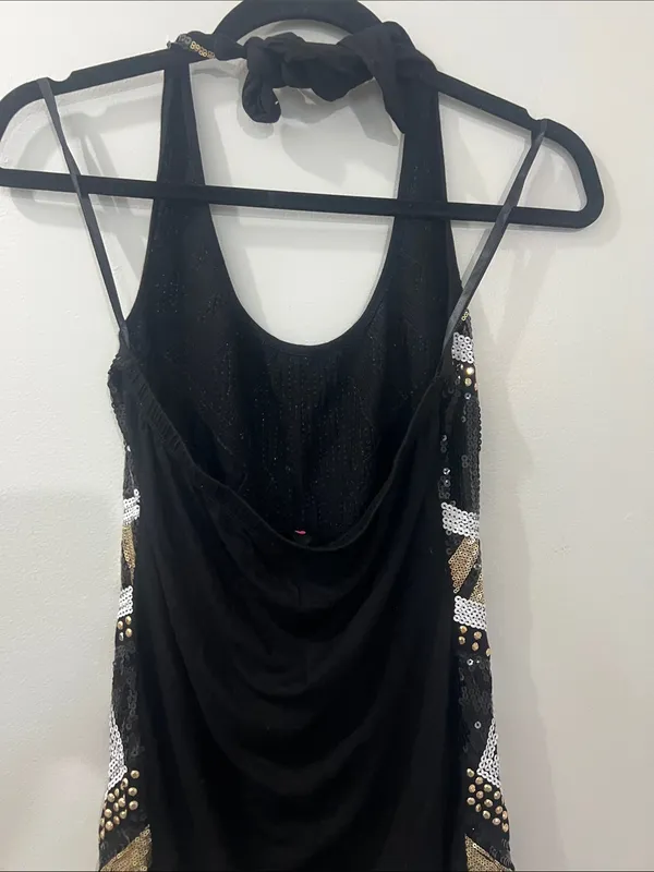 2B Bebe Black and Gold Sequin Halter Top - Image 5