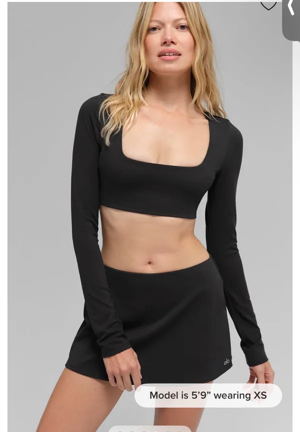 Alo skirt with built in shorts - Image 5