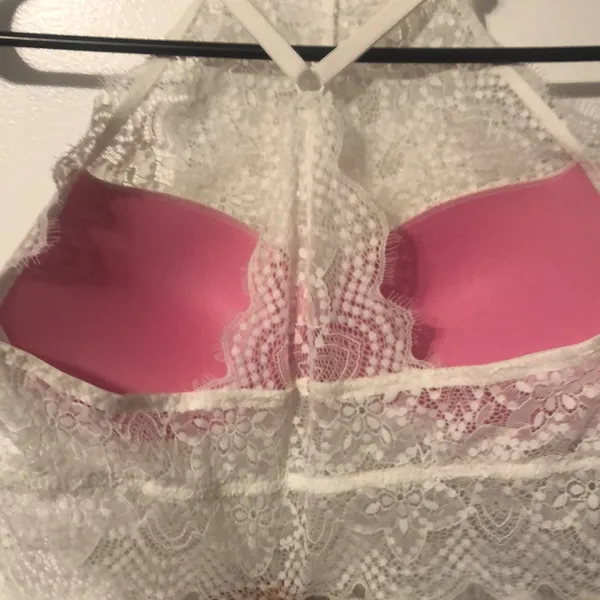 PINK Victoria's Secret Push-Up Pigeonnant Bra White Large - Image 7