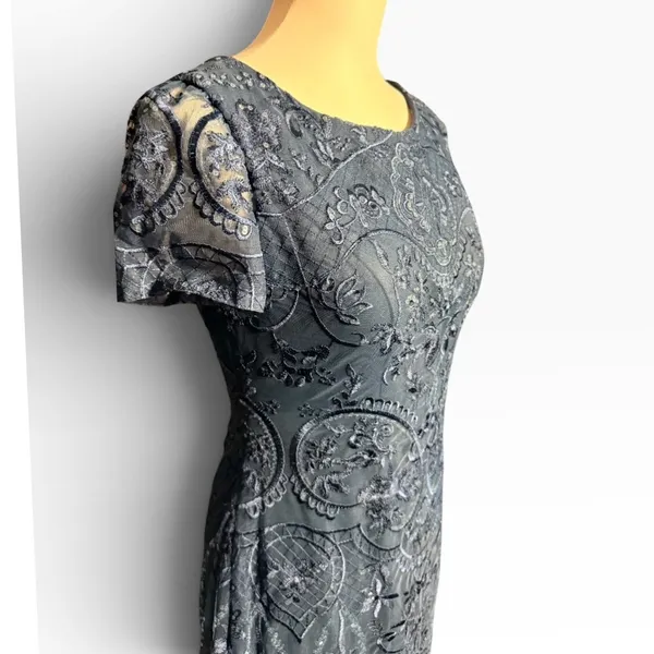 JJ's House Dark Navy Embellished Lace Formal Gown NWT Size 6 Beaded Sequins - Image 3