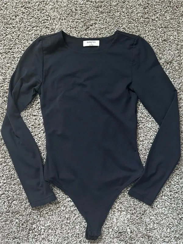Aritzia Contour Crew Longsleeve
Bodysuit - Image 2