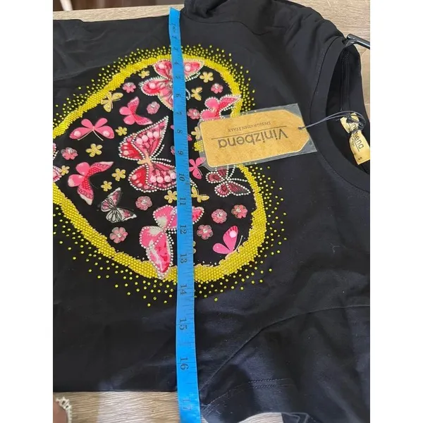 Vinizbena Women’s Embellished Graphic Top – Size Small - Image 6