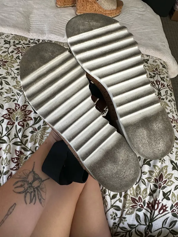 Black Steve Madden slip on sandals  - Image 3
