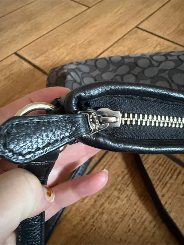 COACH Signature Daisy File Crossbody Black Gray Jacquard Y2K Vintage F16558 - Image 10