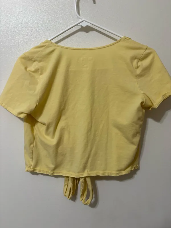 Yellow Hollister Top - Image 3