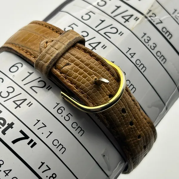 Guess Gold-tone Rectangular Case Leather Women’s Quartz Watch Working - Image 8