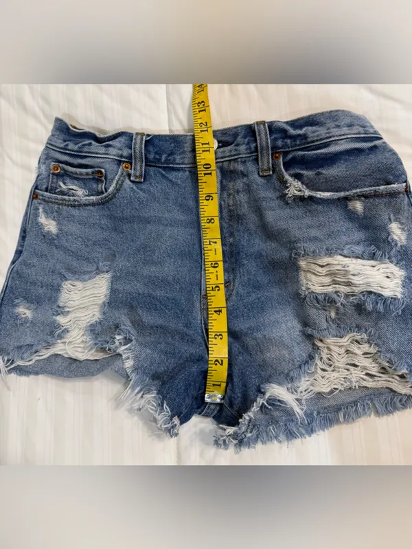 Abercrombie & Fitch Annie High Rise Distressed Shorts Size 29/8 - Image 5