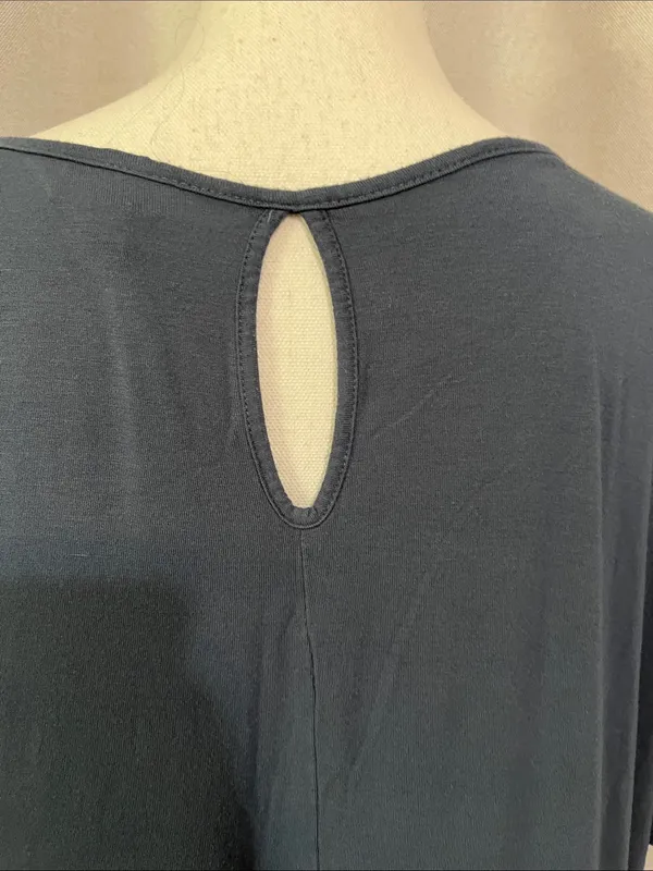 Pretty Torrid Navy Crochet Yoke Short Sleeve Top - Image 5