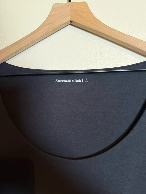 Abercrombie and Fitch Bra-Free Cotton-Blend Seamless Fabric Scoop‎ Neck Bodysuit - Image 3