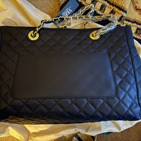 Vera Black Quilted‎ Tote Bag - Image 10