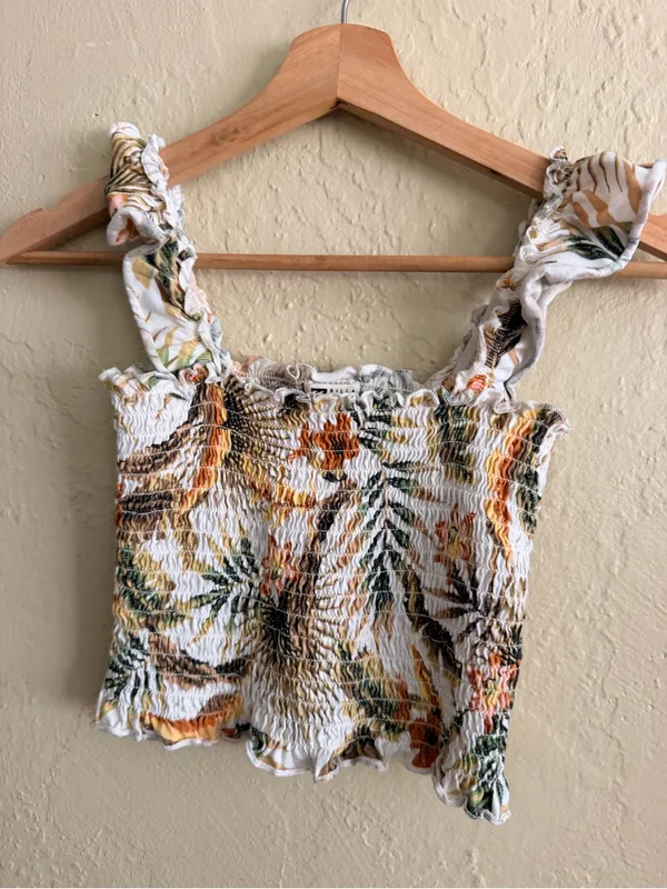 Billabong Floral Wide-Leg Pants and Cropped Top - Cream with Green & Peach Floral Print - Image 4