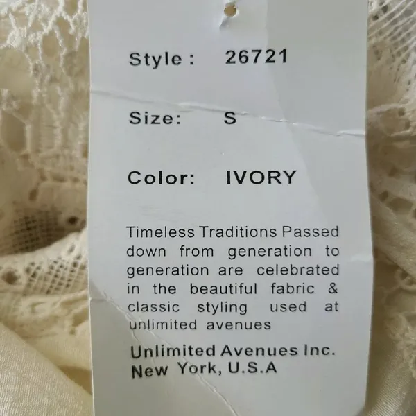 NWT Rebellion Sheer Ivory Cream Colored Lace eyelet Tank Top Women's Size‎ Small - Image 7